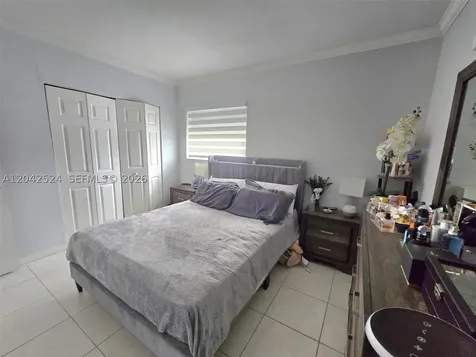 1265 W 24th Street Hialeah FL 33010