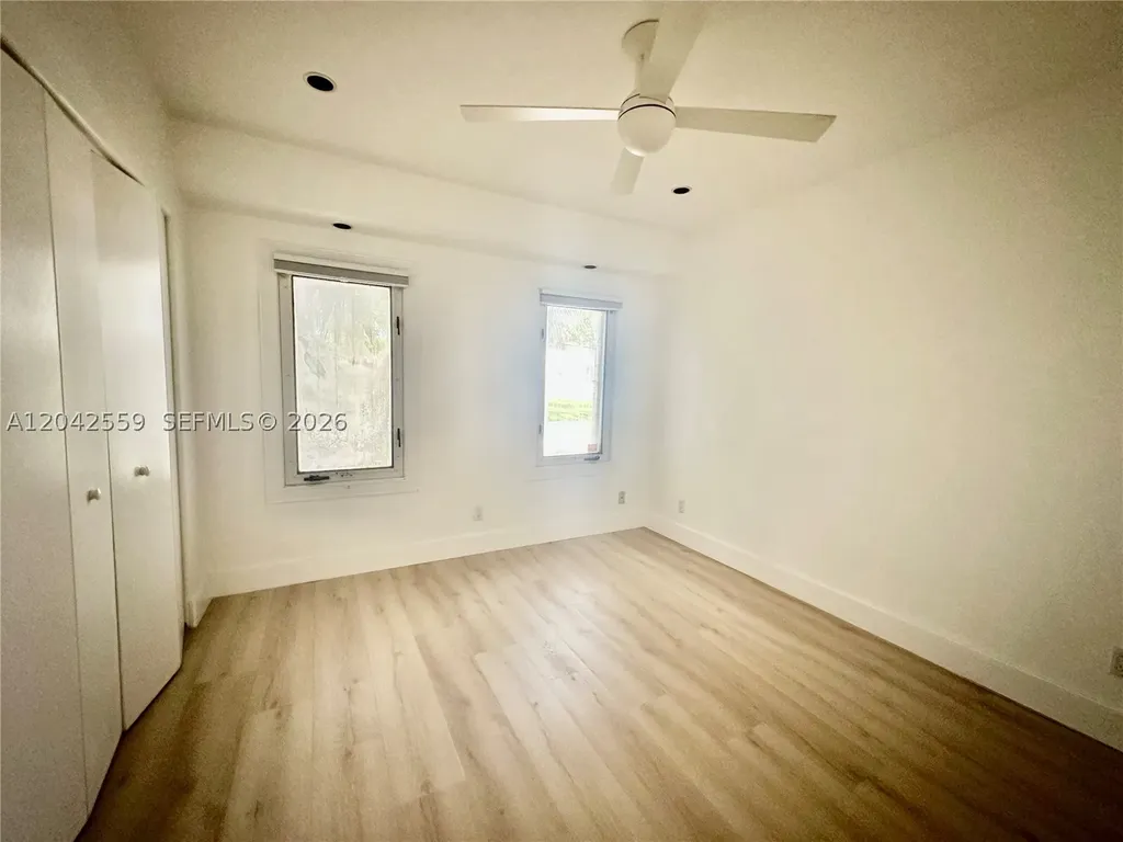 22 SE 11th Street Fort Lauderdale FL 33316
