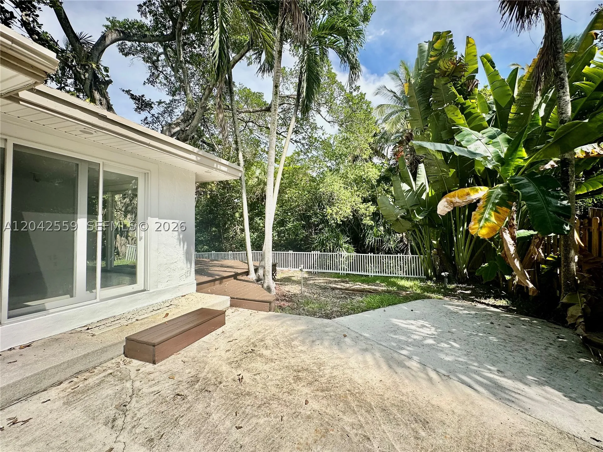 22 SE 11th Street Fort Lauderdale FL 33316
