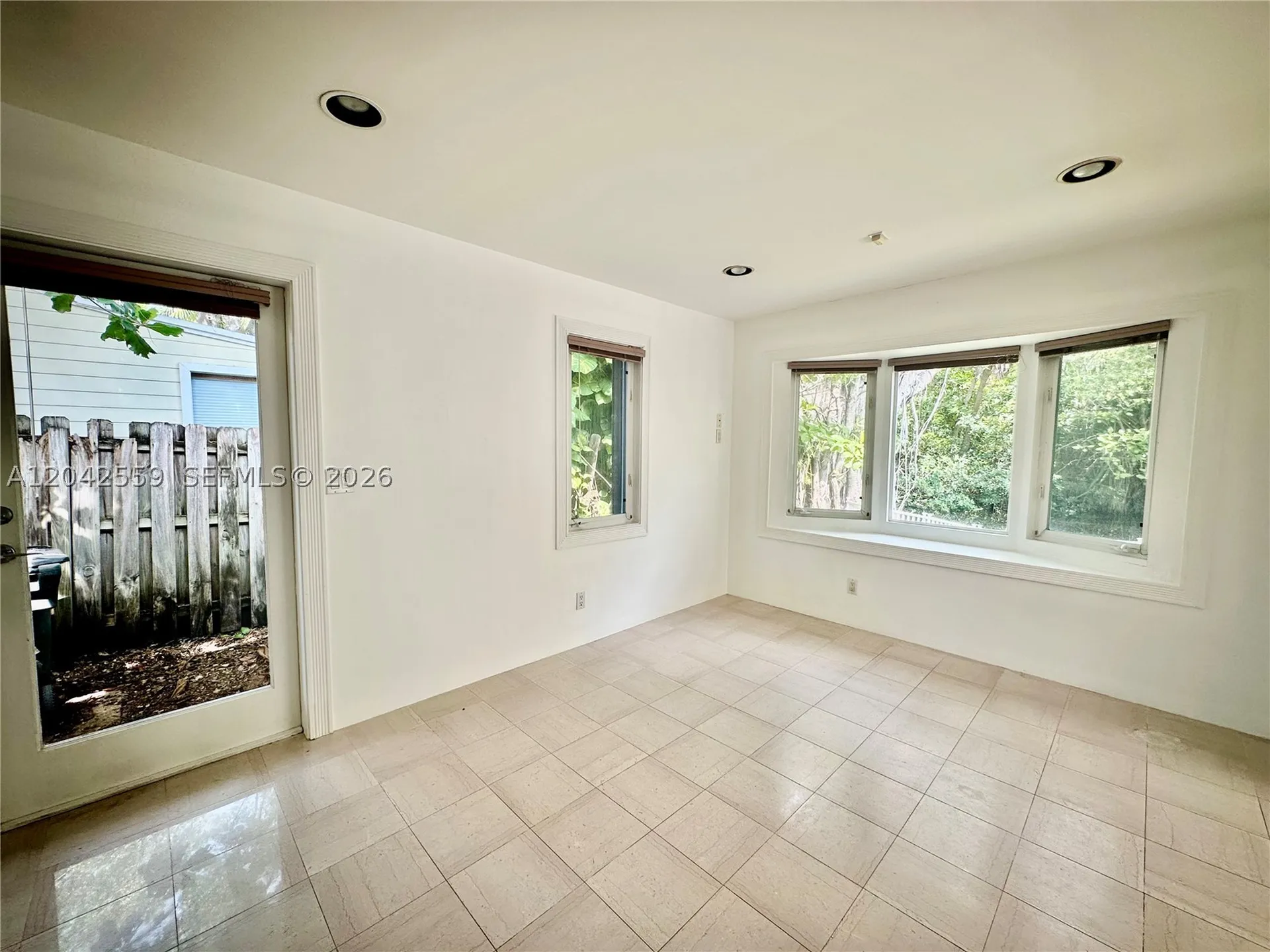 22 SE 11th Street Fort Lauderdale FL 33316