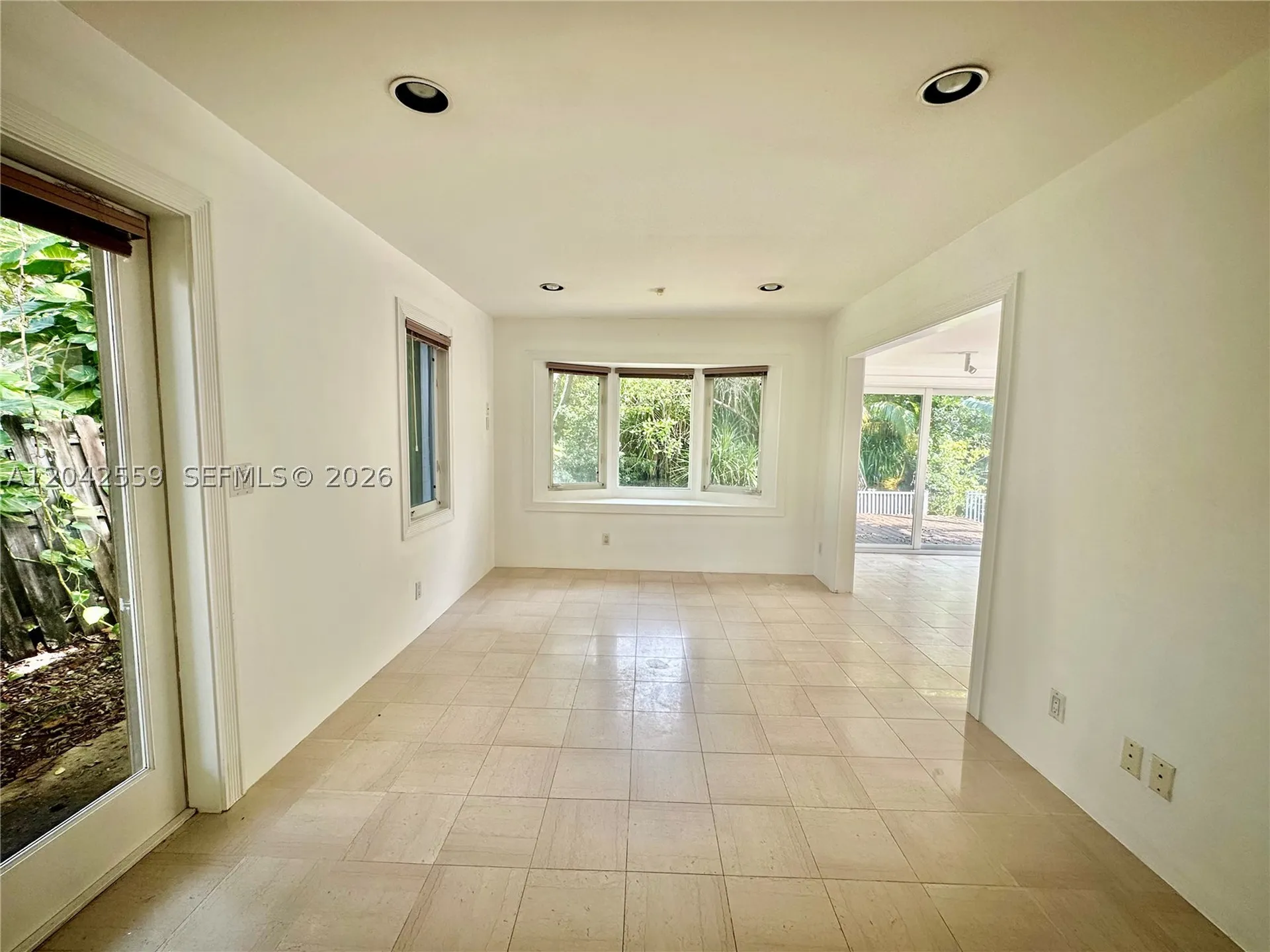 22 SE 11th Street Fort Lauderdale FL 33316