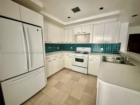22 SE 11th Street Fort Lauderdale FL 33316