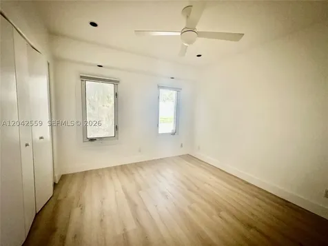 22 SE 11th Street Fort Lauderdale FL 33316