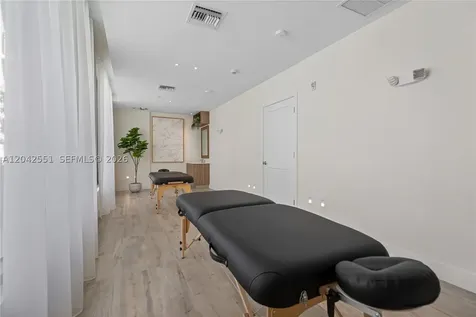 4 N Federal Highway Dania Beach FL 33004
