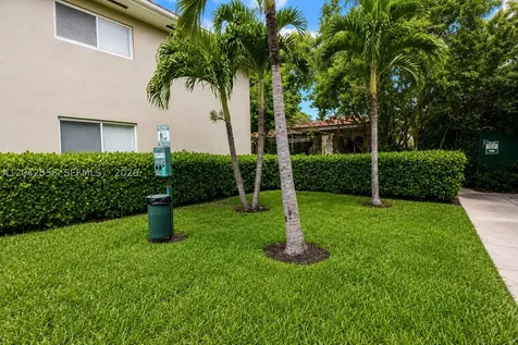 35 Edgewater Drive Coral Gables FL 33133