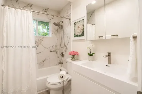 35 Edgewater Drive Coral Gables FL 33133