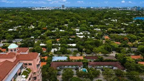 35 Edgewater Drive Coral Gables FL 33133
