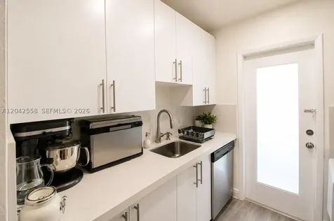 35 Edgewater Drive Coral Gables FL 33133
