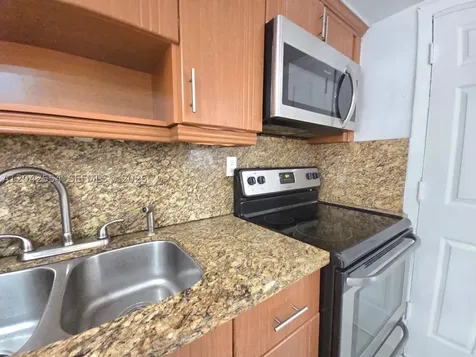 2441 NW 13th Street Miami FL 33125