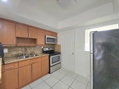 2441 NW 13th Street Miami FL 33125