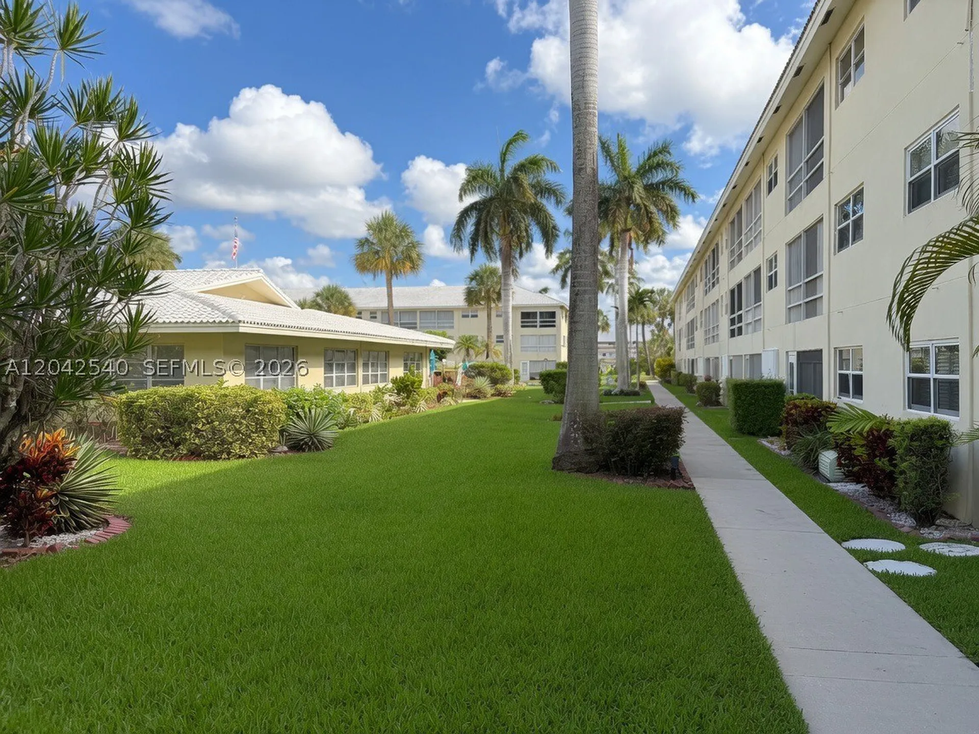 1951 NE 39th Street Lighthouse Point FL 33064