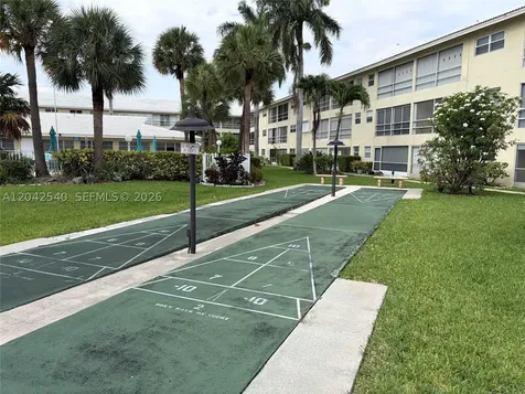 1951 NE 39th Street Lighthouse Point FL 33064