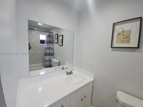 1560 W 46th Street Hialeah FL 33012