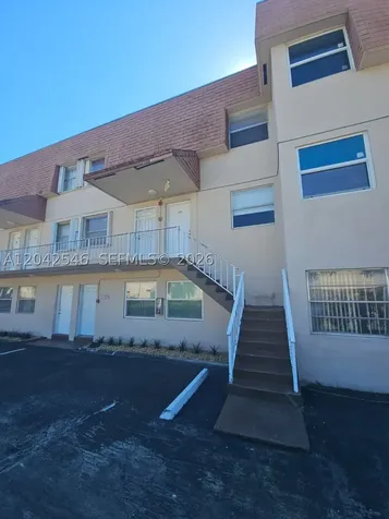 1560 W 46th Street Hialeah FL 33012