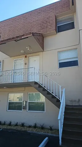 1560 W 46th Street Hialeah FL 33012