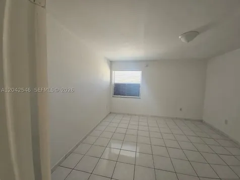 1560 W 46th Street Hialeah FL 33012