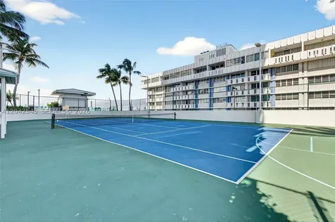 Miami Beach FL 33139