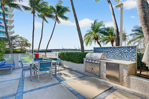 Miami Beach FL 33139