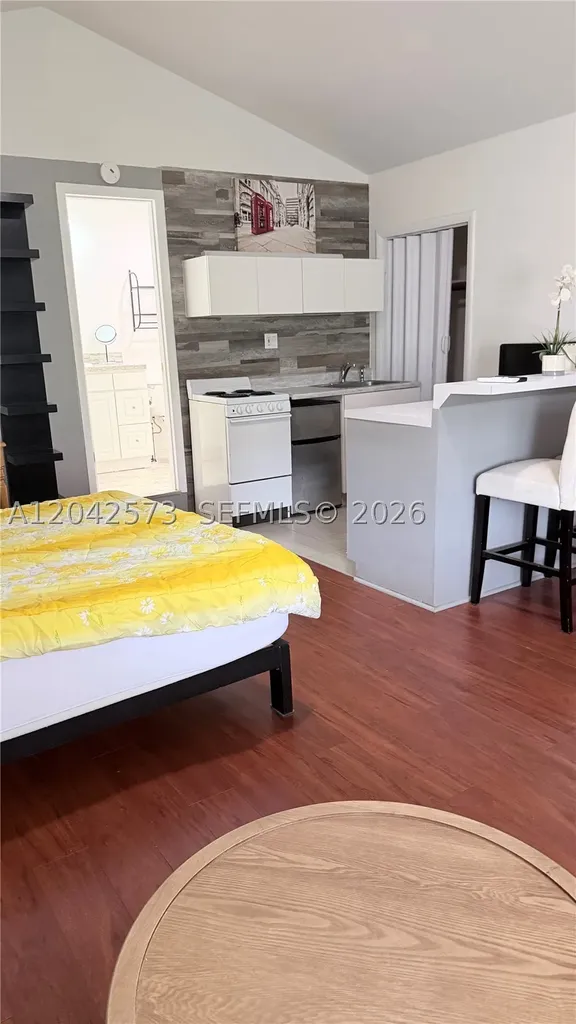 2633 NE 32nd Street Fort Lauderdale FL 33306