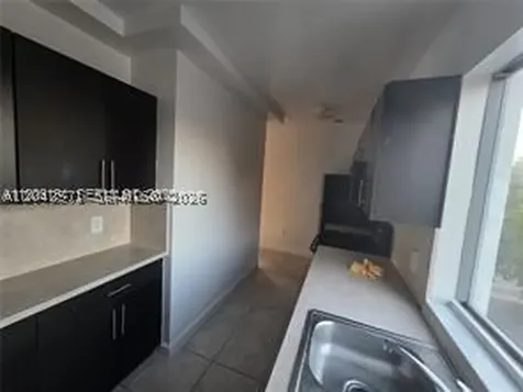 2389 NW 26th Street Miami FL 33142