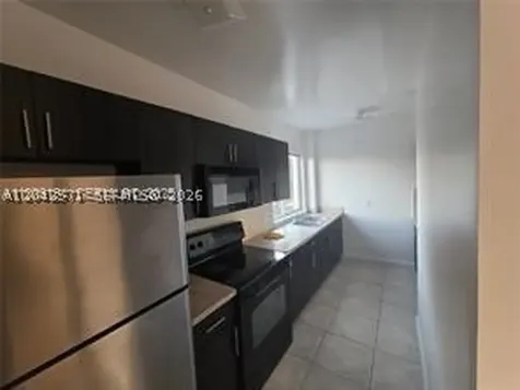 2389 NW 26th Street Miami FL 33142
