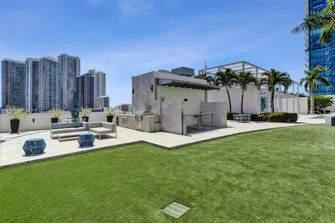 3301 NE 1st Avenue Miami FL 33137