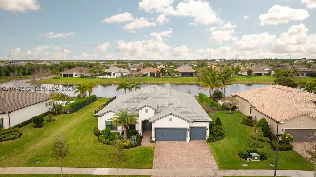 9117 Balsamo Drive Palm Beach Gardens FL 33412