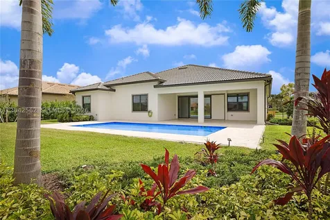 9117 Balsamo Drive Palm Beach Gardens FL 33412