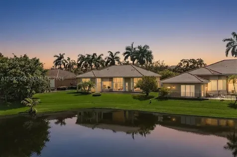 2733 Meadowood Drive Weston FL 33332