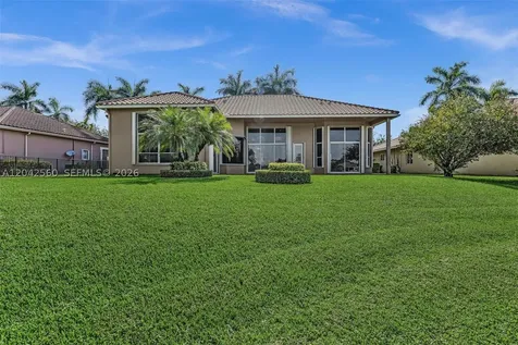 2733 Meadowood Drive Weston FL 33332
