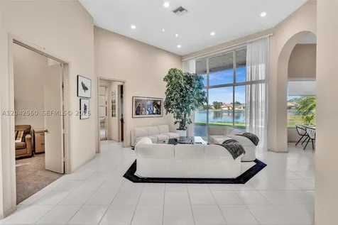 2733 Meadowood Drive Weston FL 33332