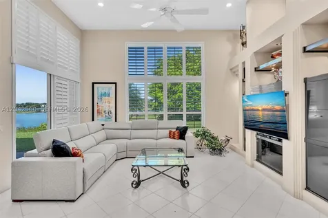 2733 Meadowood Drive Weston FL 33332