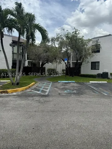 9429 Fontainebleau Boulevard Miami FL 33172