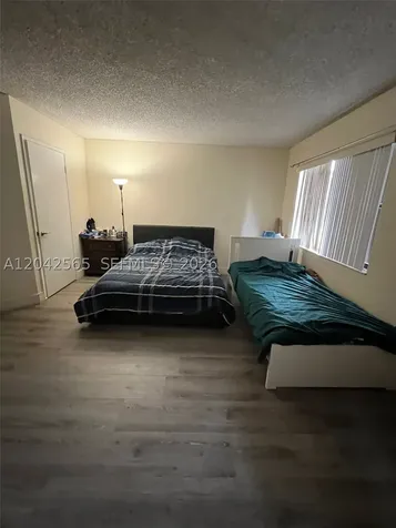 9429 Fontainebleau Boulevard Miami FL 33172