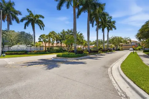 4114 Sapphire Street Weston FL 33331