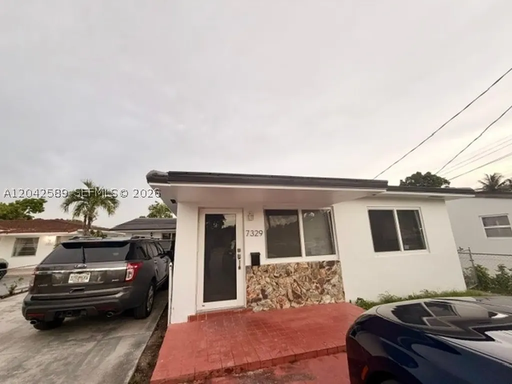7329 SW 22nd Street Miami FL 33155