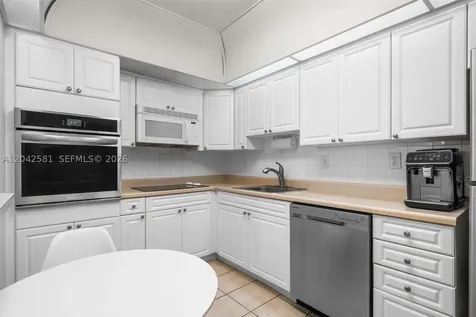 19380 Collins Avenue Sunny Isles Beach FL 33160
