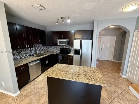 2825 SW 127th Way Miramar FL 33027