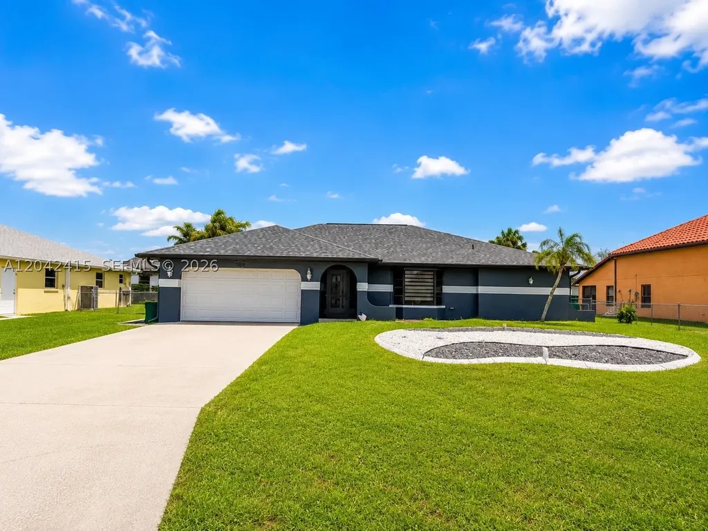 209 SW 42nd Street Cape Coral FL 33914