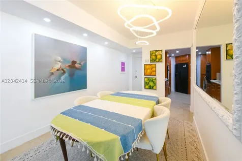801 Brickell Bay Drive Miami FL 33131