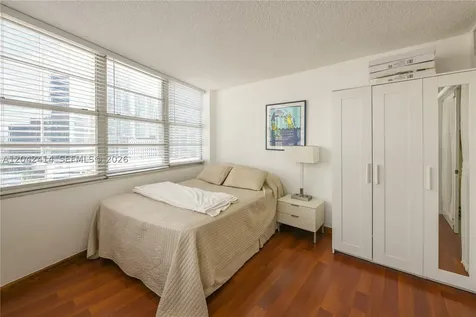 801 Brickell Bay Drive Miami FL 33131