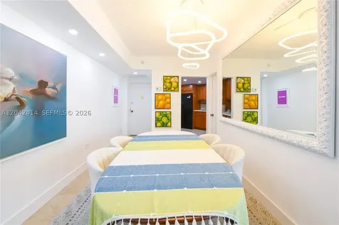 801 Brickell Bay Drive Miami FL 33131