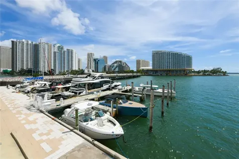 801 Brickell Bay Drive Miami FL 33131