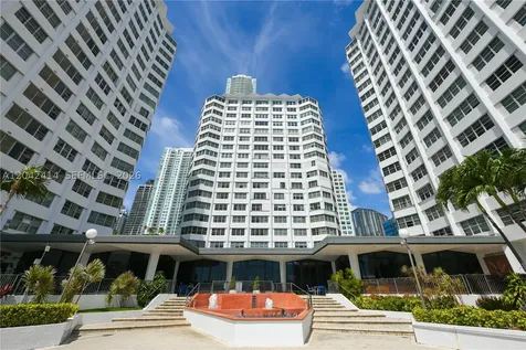 801 Brickell Bay Drive Miami FL 33131