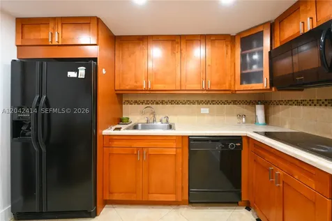 801 Brickell Bay Drive Miami FL 33131