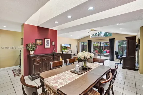 9355 NW 18th Place Plantation FL 33322