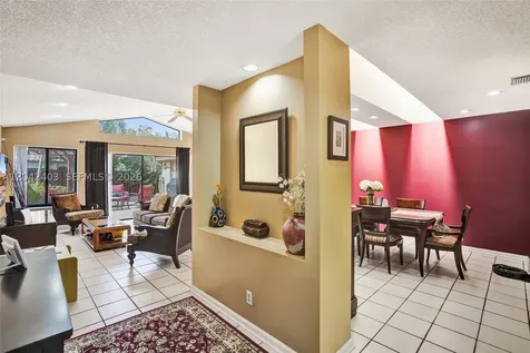 9355 NW 18th Place Plantation FL 33322