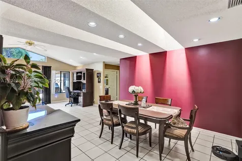 9355 NW 18th Place Plantation FL 33322