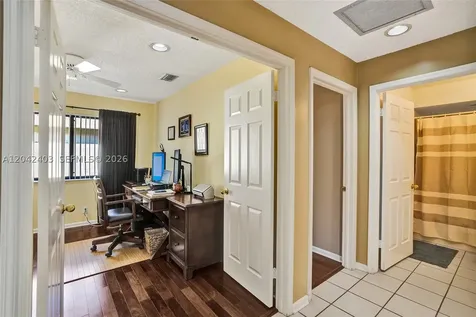 9355 NW 18th Place Plantation FL 33322