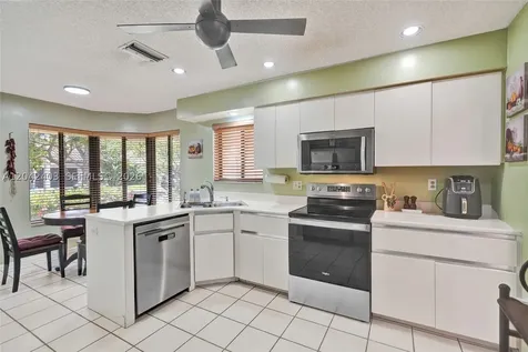 9355 NW 18th Place Plantation FL 33322
